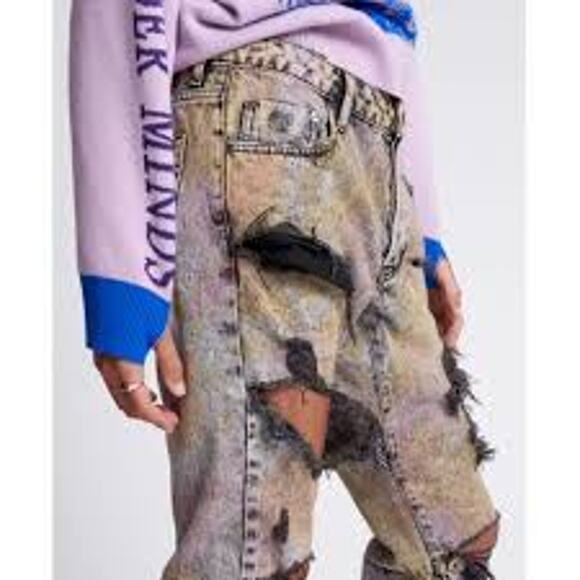 NWT $180 One Teaspoon Sz 29 Saints Jeans with an acid wash distressed design - Picture 2 of 10